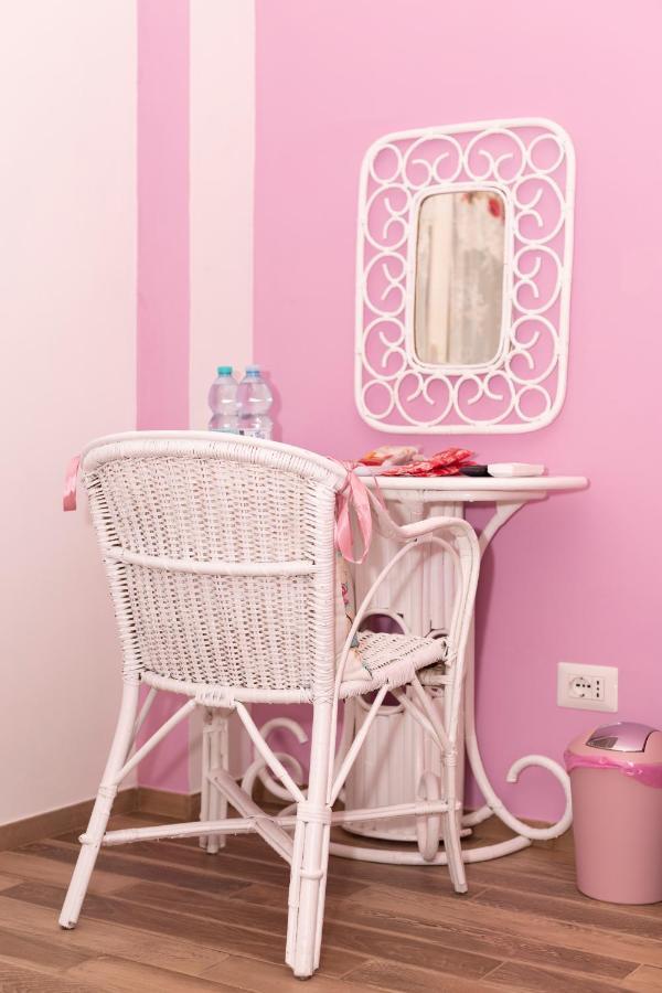 Violetta Hotell Lido di Ostia Eksteriør bilde